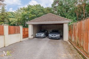 Photo 14- click for photo gallery